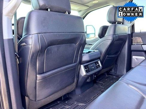 Used 2023 Ford F250 Lariat w/ Lariat Ultimate Package image 19