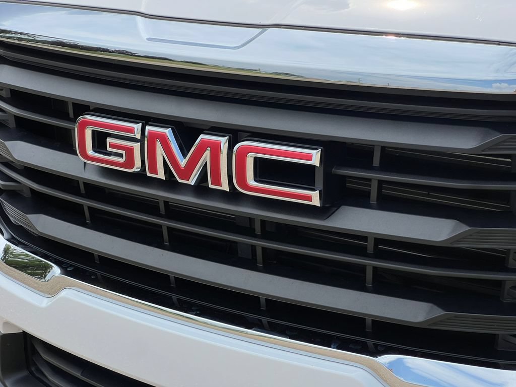 Used 2024 GMC Terrain SLE w/ Driver Convenience Package AWD/4WD image 35