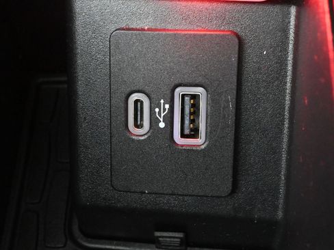 Used 2021 Lincoln Aviator Grand Touring w/ Elements Package Plus image 19