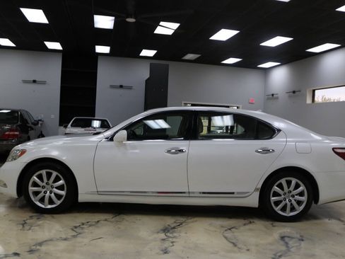 Used 2008 Lexus LS 460 L RWD image 20