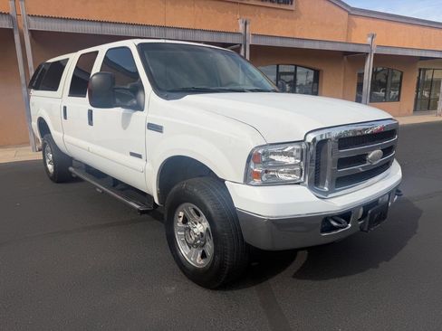 Used 2005 Ford F350 Lariat image 11