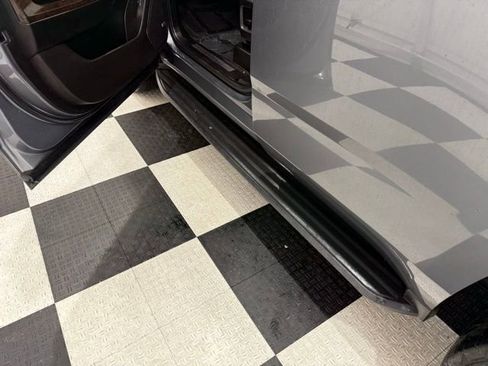 Used 2020 Chevrolet Tahoe LT image 38