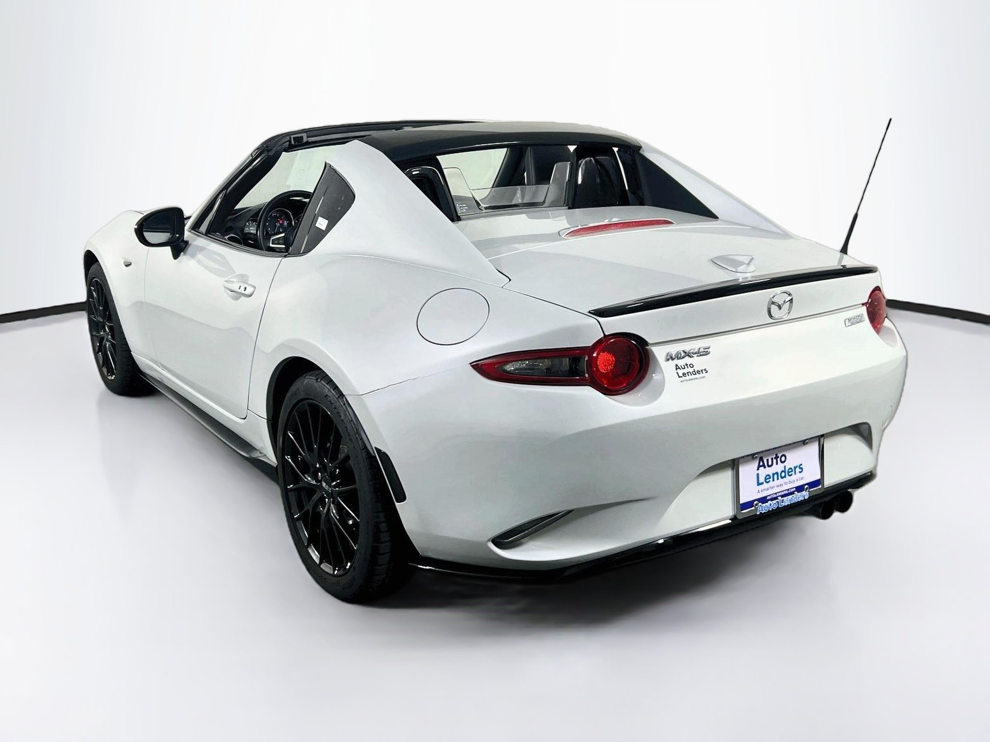 Used 2018 MAZDA MX-5 Miata RF Grand Touring w/ Appearance Package RWD image 7