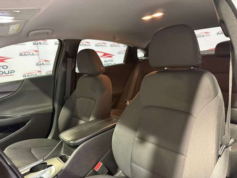 Used 2018 Chevrolet Malibu LT image 28