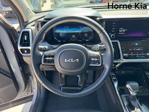 Certified 2023 Kia Sorento SX image 13