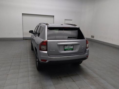 Used 2017 Jeep Compass High Altitude image 6