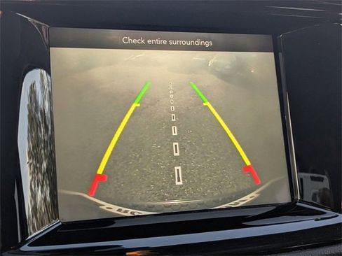 Used 2021 Dodge Durango SXT w/ Trailer Tow Group IV image 4