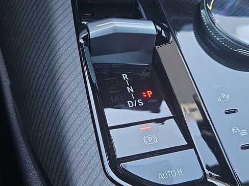 New 2026 BMW X3 xDrive30 w/ Premium Package image 7