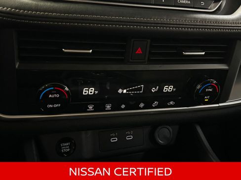 Certified 2025 Nissan Rogue SV image 22