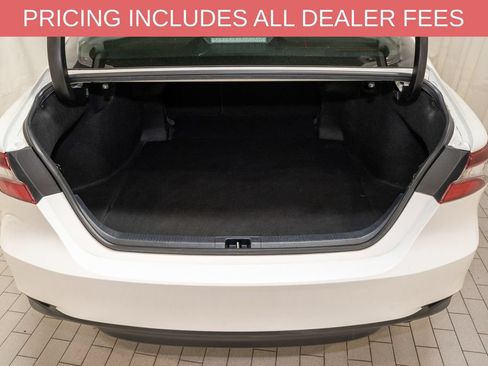 Used 2023 Toyota Camry LE FWD image 5