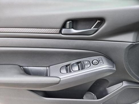 New 2026 Nissan Altima 2.5 SV AWD/4WD image 16