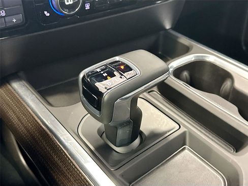 Used 2025 Chevrolet Silverado 1500 RST AWD/4WD image 17