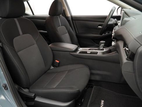 Used 2024 Nissan Sentra SV FWD image 30