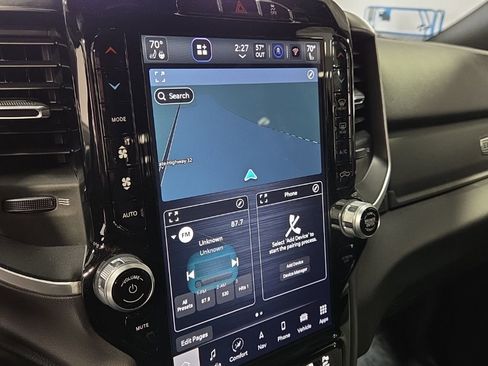 Used 2022 RAM 2500 Big Horn w/ Level C Equiment Group image 17