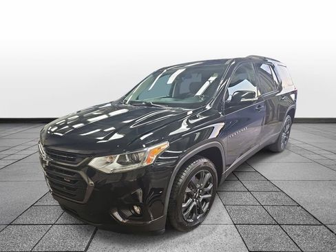 Used 2020 Chevrolet Traverse RS FWD image 1