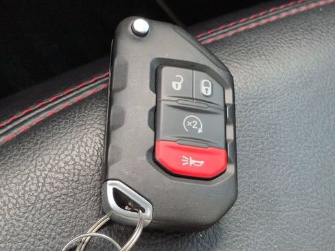 Used 2020 Jeep Wrangler Unlimited Rubicon AWD/4WD image 28