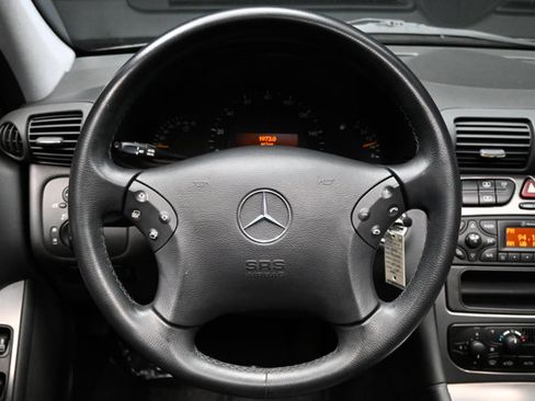 Used 2003 Mercedes-Benz C 230 Sedan image 7