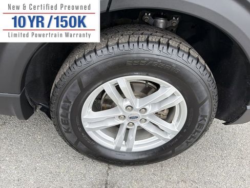 Used 2024 Ford Explorer XLT w/ Class IV Trailer Tow Package image 12