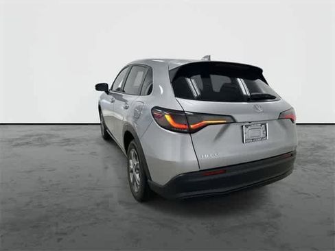 New 2026 Honda HR-V LX image 2