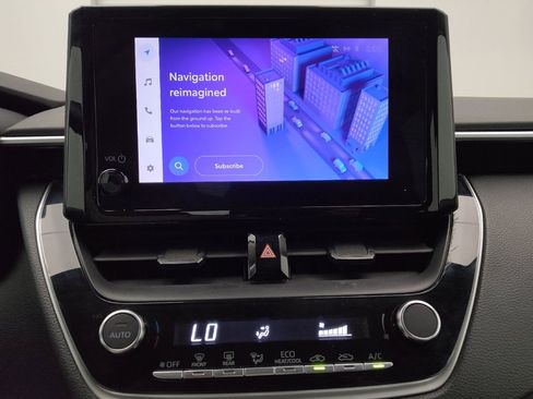 Used 2023 Toyota Corolla LE FWD image 25