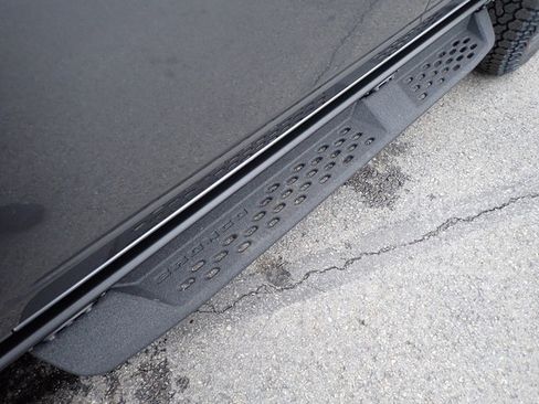 New 2025 Ford Bronco Badlands image 10