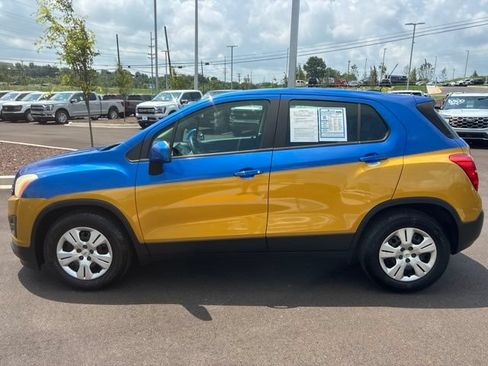 Used 2015 Chevrolet Trax LS FWD image 4