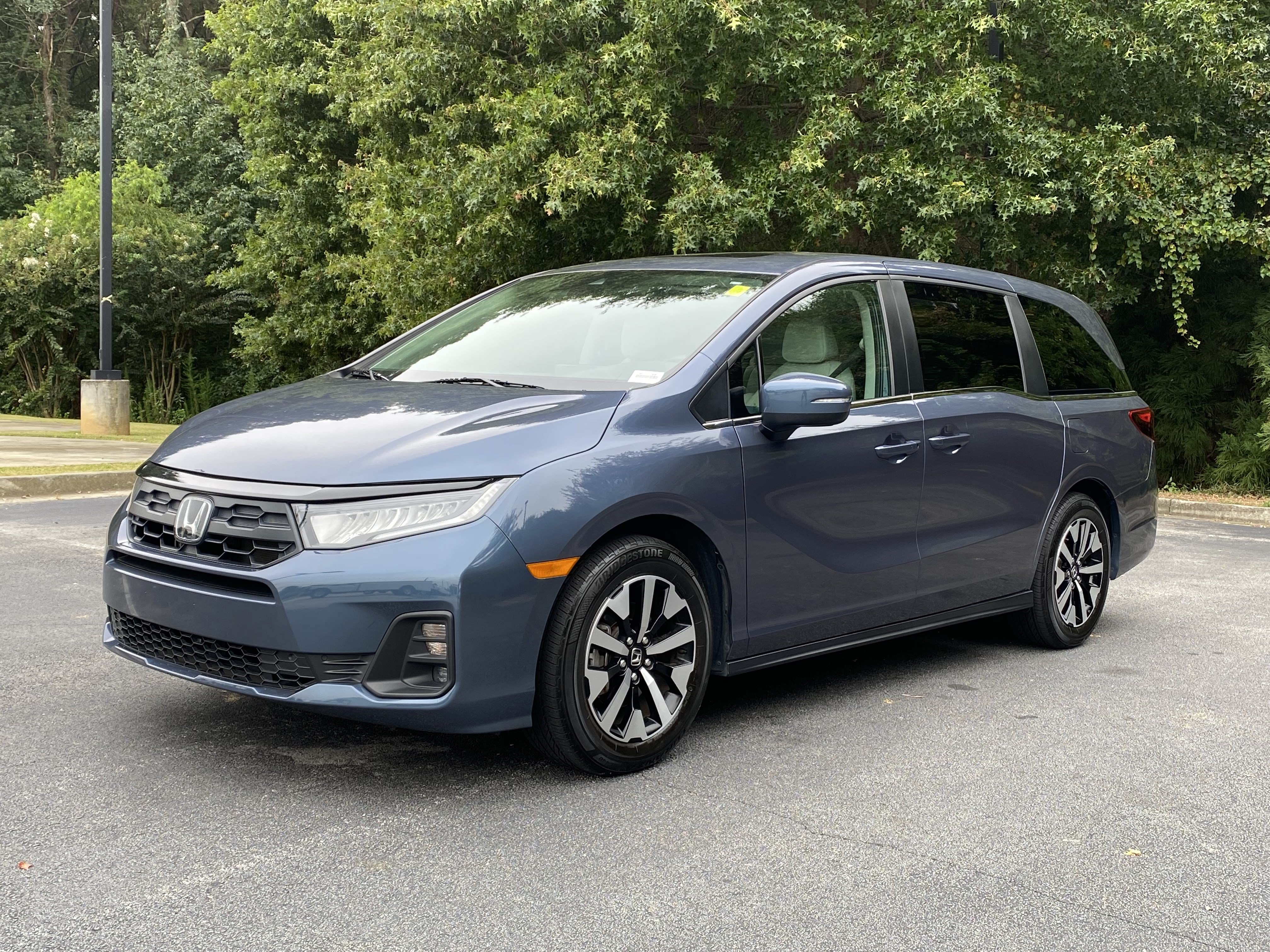 Used 2025 Honda Odyssey EX-L image 5