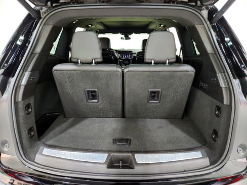 Used 2020 Cadillac XT6 Premium Luxury image 25