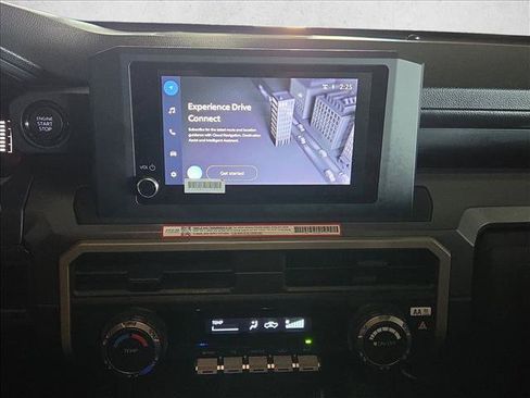 Certified 2025 Toyota Tacoma SR5 AWD/4WD image 13