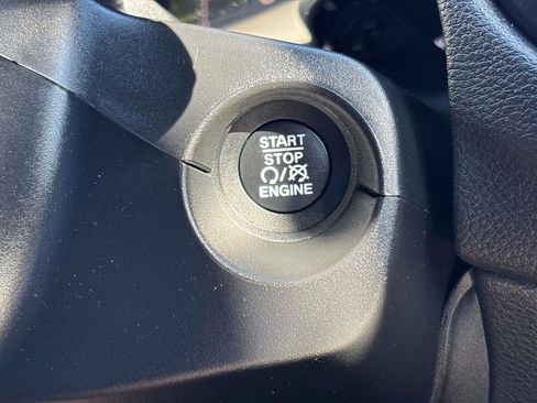 Used 2021 Jeep Compass Latitude w/ Convenience Group image 31
