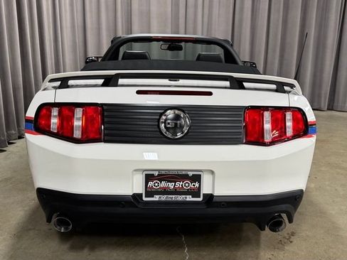 Used 2012 Ford Mustang GT Premium RWD image 9