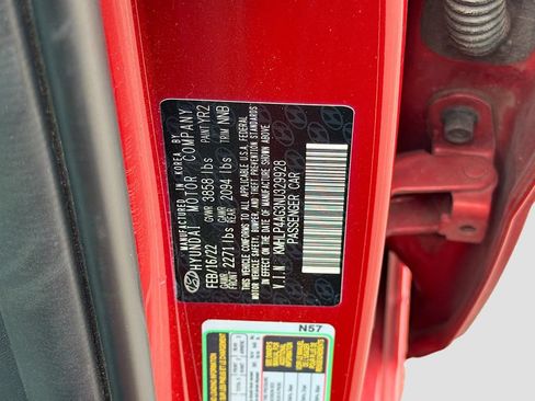 Used 2022 Hyundai Elantra Limited FWD image 40