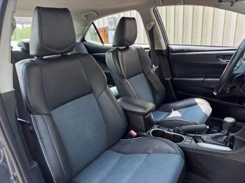 Used 2014 Toyota Corolla S FWD image 28
