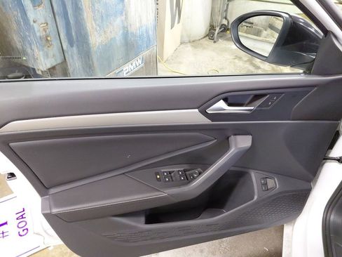 Used 2024 Volkswagen Jetta Sport FWD image 21