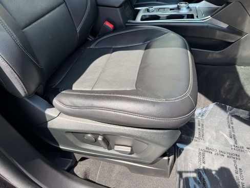 Used 2021 Ford Explorer Limited w/ Equipment Group 301A AWD/4WD image 15