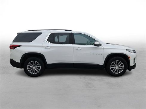 Certified 2023 Chevrolet Traverse LT image 7