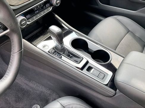 Used 2024 Nissan Altima 2.5 SL image 19