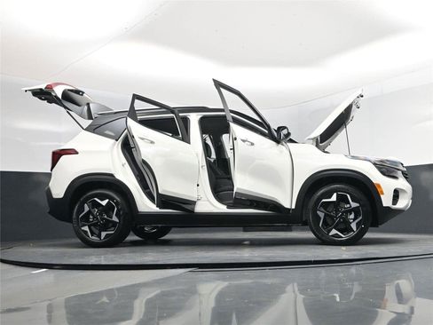 New 2026 Kia Seltos S image 21