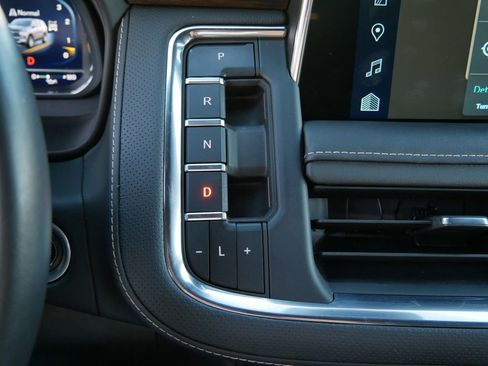 Used 2023 Chevrolet Tahoe Premier image 25