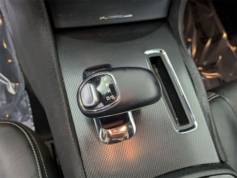 Used 2014 Chrysler 300 S image 17