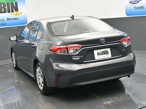 Used 2025 Toyota Corolla LE image 4