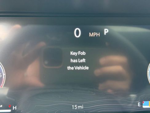 New 2025 Jeep Grand Cherokee Altitude image 16