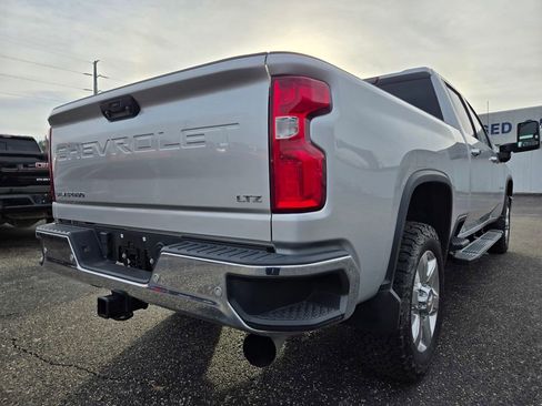 Used 2022 Chevrolet Silverado 2500 LTZ image 40