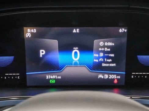 Used 2022 Volkswagen Taos SE FWD image 28