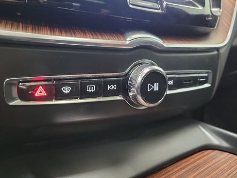 Certified 2023 Volvo XC60 T8 Plus w/ Climate Package image 30