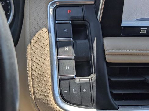 Used 2021 Chevrolet Tahoe Premier image 20