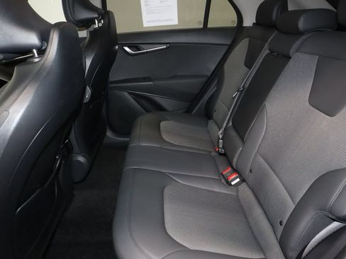 Used 2025 Kia Niro EX FWD image 22