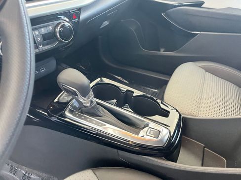 Used 2025 Chevrolet Trax LT image 41