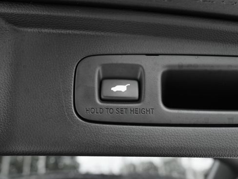 Used 2024 Honda CR-V EX-L image 42