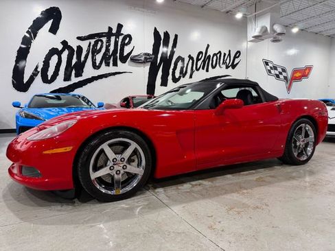 Used 2007 Chevrolet Corvette Convertible w/ Preferred Equipment Group RWD image 1